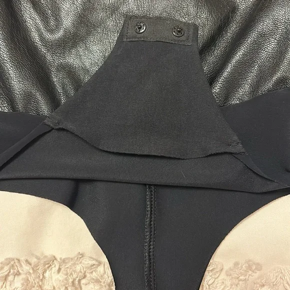 NWT Commando Brand Faux Leather One Shoulder Bodysuit Sz XS - Picture 7 of 7